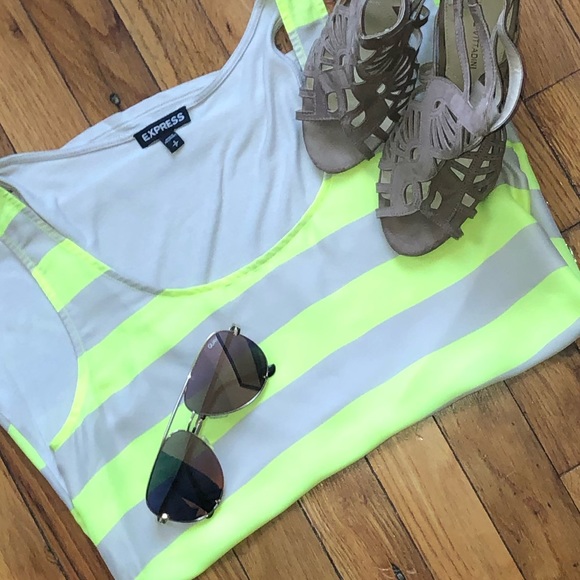 Express Tank - Picture 2 of 7